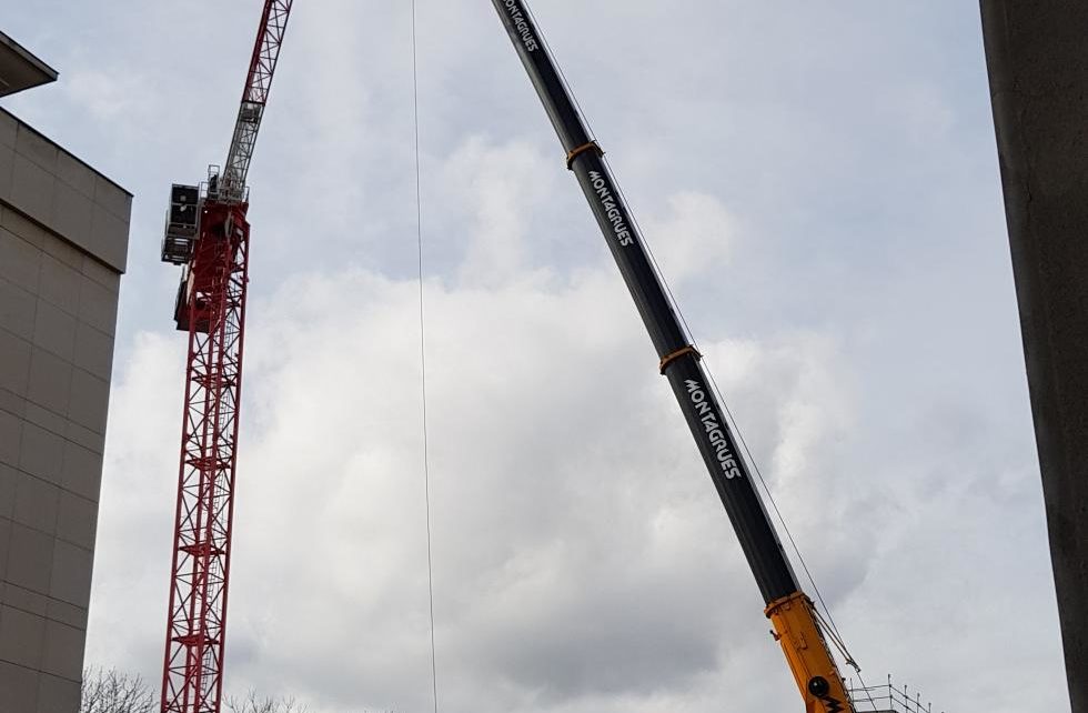  2019.03_COMMUN_Infos Travaux 16_La nouvelle grue s'installe (5) 